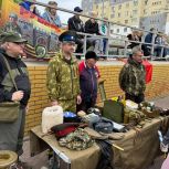 Южноуральские единороссы повели выставку военного оружия
