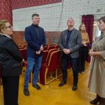 Единороссы побывали в Ярцевском центре культуры и искусств - что сделано, а какой ремонт только предстоит