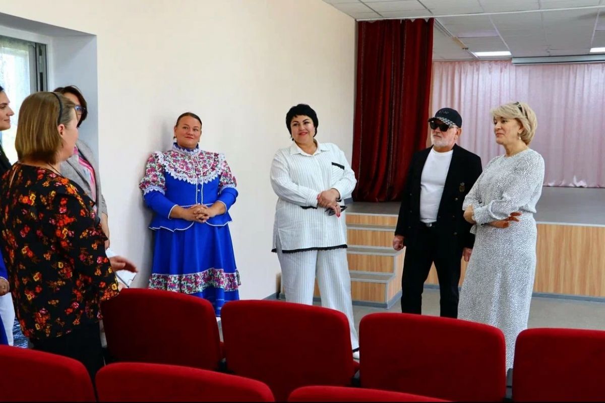 В Крутовском культурно-досуговом центре в Серафимовичском районе завершается ремонт зрительного зала