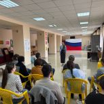 В Краснодарском крае проходят встречи участников предварительного голосования с жителями