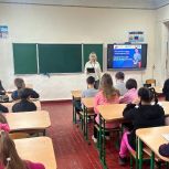 «Единая Россия» помогает молодежи республики в выборе профессии