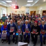 При содействии «Единой России» в Тюмени выпустили художественный альбом по сказкам Петра Ершова