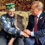 «Единая Россия» поздравила фронтовиков в регионах с наступающим Днём Победы