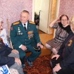 В Ленинском районе поздравили ветеранов с 80-летием Победы в Великой Отечественной Войне