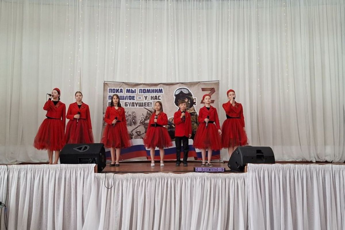 В рамках проекта партии «Единая Россия» «Культура малой Родины» в Катав-Ивановском районе прошёл Литературный вечер «Памяти павших во имя живых»