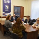 Владимир Немцев обсудил с севастопольцами вопросы благоустройства и социальной поддержки