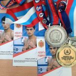 «Единая Россия» организовала в Новосибирске «Открытый урок с чемпионом»