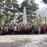 Всем Верхнеуральском на субботник
