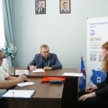 В Динском районе депутат ЗСК Сергей Орлов провел приём граждан