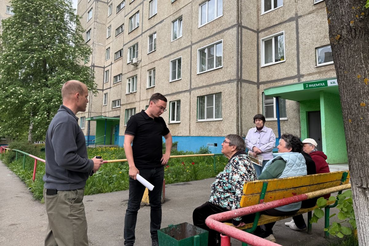 Депутат Андрей Шакулов встретился с активными жителями Новоюжного района столицы