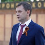 Владимир Нетёсов поздравил воронежцев с Днём Победы