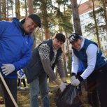 В преддверии Дня Победы «Единая Россия» привела в порядок воинские захоронения и общественные пространства в регионах