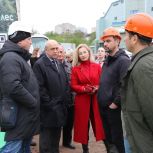 Депутаты проинспектировали строительство поликлиники на улице Гоголя