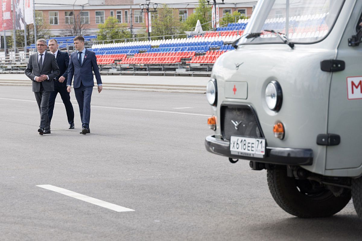 Тульским медикам передали 40 новых автомобилей