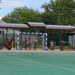 Благодаря местным инициативам и партпроекту в Советском округе обустраивается тренажёрная площадка