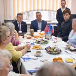 Анатолий Выборный встретился с активом молодежных организаций и Советом ветеранов района Южное Тушино