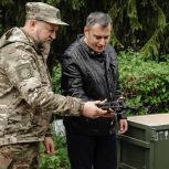 Врио губернатора Курской области Александр Хинштейн поблагодарил «Единую Россию» за системную помощь бойцам и поддержку региона