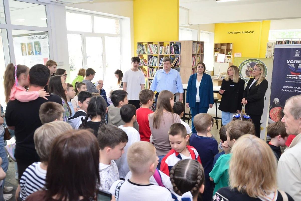 В рамках партийного проекта «Детский спорт» шатурские единороссы и сторонники партии приняли участие в XVII областном открытом шахматном турнире для детей