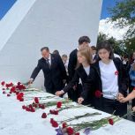 Депутат «Единой России» Максим Колесников познакомил школьников Ростова с подвигом батареи Оганова