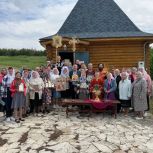 Анатолий Иванов принял участие в праздничной литургии в Мамадыше