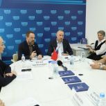 Депутат Госдумы Сергей Колунов провел прием жителей Солнечногорска