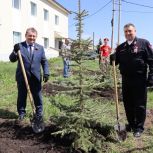 В Нурлате торжественно открыли Аллею Победы  в честь героев-железнодорожников