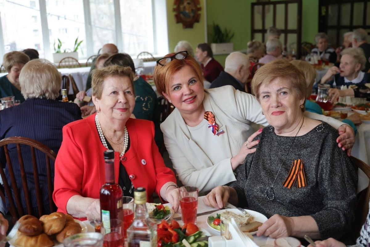 А главный тост – «За Победу»!