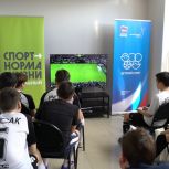 При поддержке «Единой России» на Камчатке юные футболисты сразились в фиджитал-турнире, посвящённом 80-летию Победы