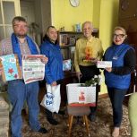 Партийцы Ленинского отделения поздравили с наступающим Днем Победы Ветеранов района