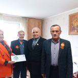 Партийцы Ирбейского района поздравили ветерана Великой Отечественной войны с Днём Победы
