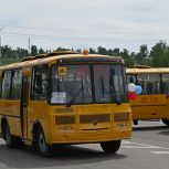 Районы Алтайского края получили 40 новых школьных автобусов