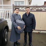 Челнинский единоросс поддержал юных волонтеров