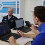 Роман Иголкин посетил ситуационный центр мониторинга предварительного голосования «Единой России»
