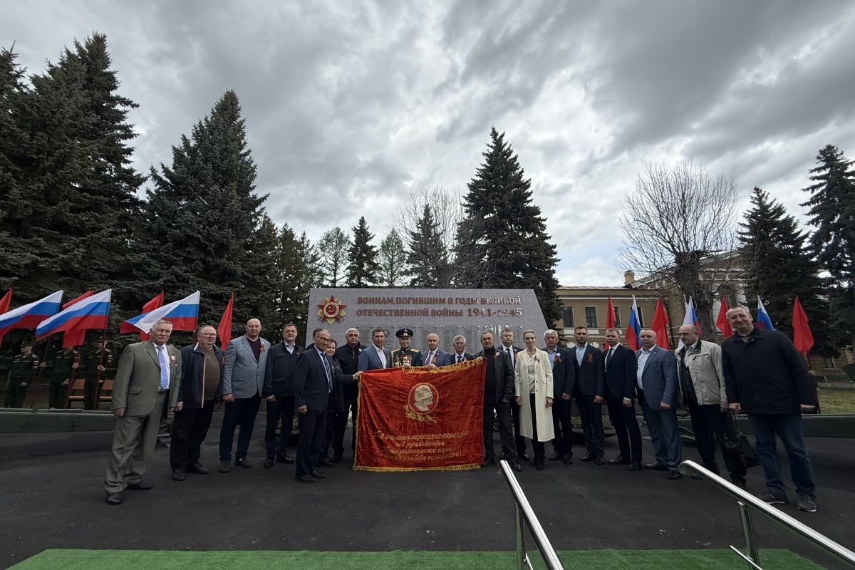 В Пензе торжественно открыли восстановленную стелу в честь погибших в годы Великой Отечественной войны работников Завода имени Фрунзе