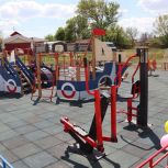 В селах Сакского района торжественно открыли две детские площадки
