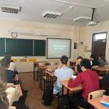 «Блокадный футбол»: просмотр фильма о легендарном матче организовали активисты «Единой России» в Иркутске
