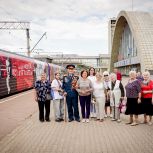 «Старшее поколение» вместе с ветераном Великой Отечественной войны посетили «Поезд Победы»