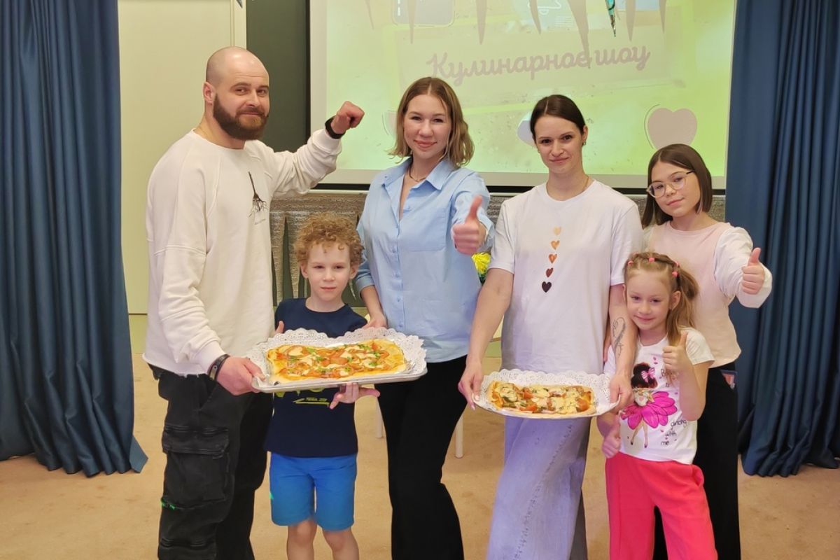 В Новом Уренгое для семей участников СВО организовали кулинарный баттл «Герои»