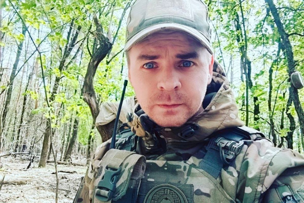 Депутат-единоросс с передовой поздравил с Днем Победы