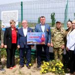 В камызякских школах продолжают появляться «Сады Победы»