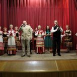 В Воронеже «Единая Россия» поздравила с профессиональным праздником военных медицинских сестёр