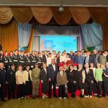 В Москве и Казани «Единая Россия» открыла Парты Героя в честь погибших участников СВО