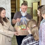 Анастасия Казанцева: особенно важно сейчас поддерживать семьи, где родители защищают наше будущее