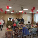 Партийцы Красноярского края поздравляют ветеранов в рамках акции «Цветущий май» партийного проекта «Старшее поколение»