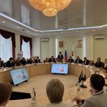 Сторонники «Единой России» проводят «Добрые встречи» с некоммерческими организациями