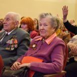 Ко Дню Победы партийцы поздравили ветеранов Великой Отечественной войны