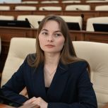 Лидер алтайских молодогвардейцев Виктория Анищенко стала депутатом АКЗС
