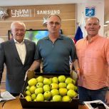 На юго-западе столицы прозвенел самый трогательный последний звонок