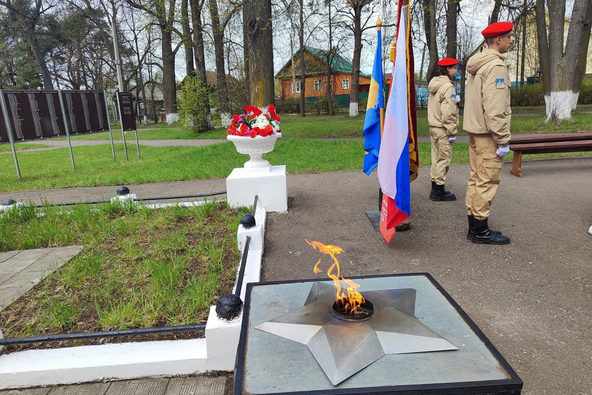 Партийцы приняли участие в торжественных мероприятиях к 80-летию Великой Победы