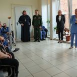 «Единая Россия» организовала концерт для бойцов СВО в военном госпитале в Санкт-Петербурге